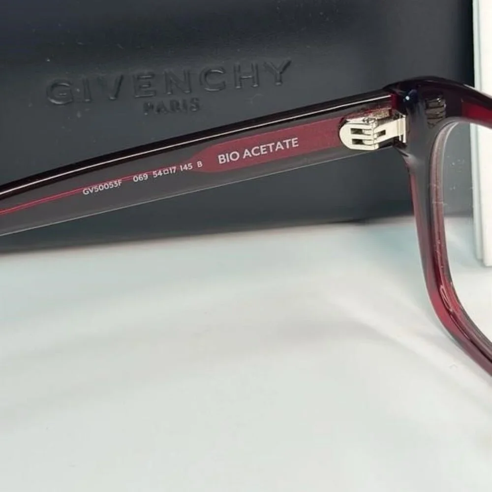 Givenchy gv50053f 069